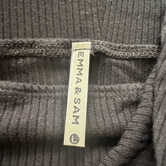 Off the Shoulder Bell Sleeve Onesie - Emma & Sam - L - Picture 2 of 4